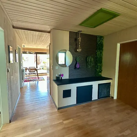 Panoramaapartment Mit Terrasse فولدا