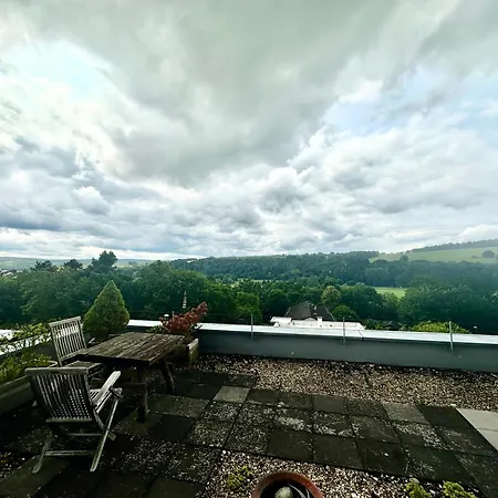 Panoramaapartment Mit Terrasse Appartement *