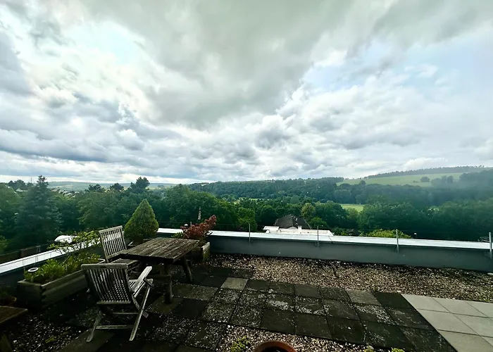 Panoramaapartment Mit Terrasse Appartement *